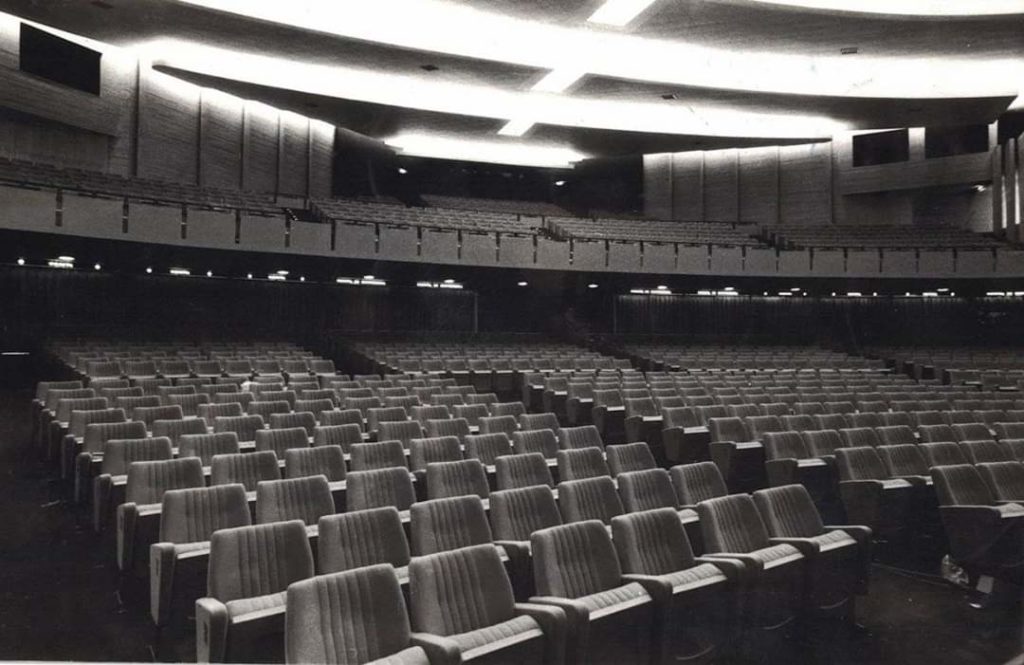 Sala interna Teatro Lendi, foto d'epoca - storia